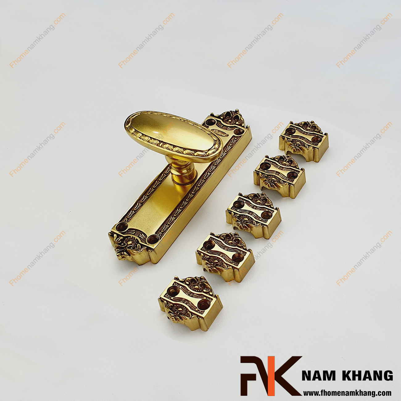 Chốt cửa Clemon bằng đồng cao cấp màu đồng vàng NK187RH-OR được hoàn thiện từ đồng với vẻ ngoài cứng cáp, chắc chắn và có khả năng chống oxi hóa, ăn mòn khi sử dụng trong các điều kiện thời tiết khắc nghiệt.