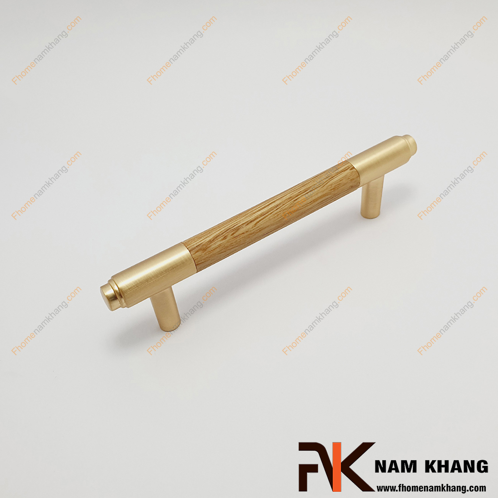 Tay nắm tủ cao cấp phối gỗ ấn tượng NK465G-V, dòng tay nắm mạ vàng 2 đầu và phần thân tròn sử dụng phối gỗ ấn tượng và sang trọng
