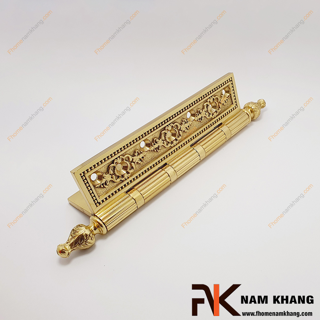 Bản lề lá bằng đồng cao cấp màu đồng vàng NK308S-HV20FDO là một sản phẩm thông dụng và quan trọng khi lắp đặt các cánh cửa.