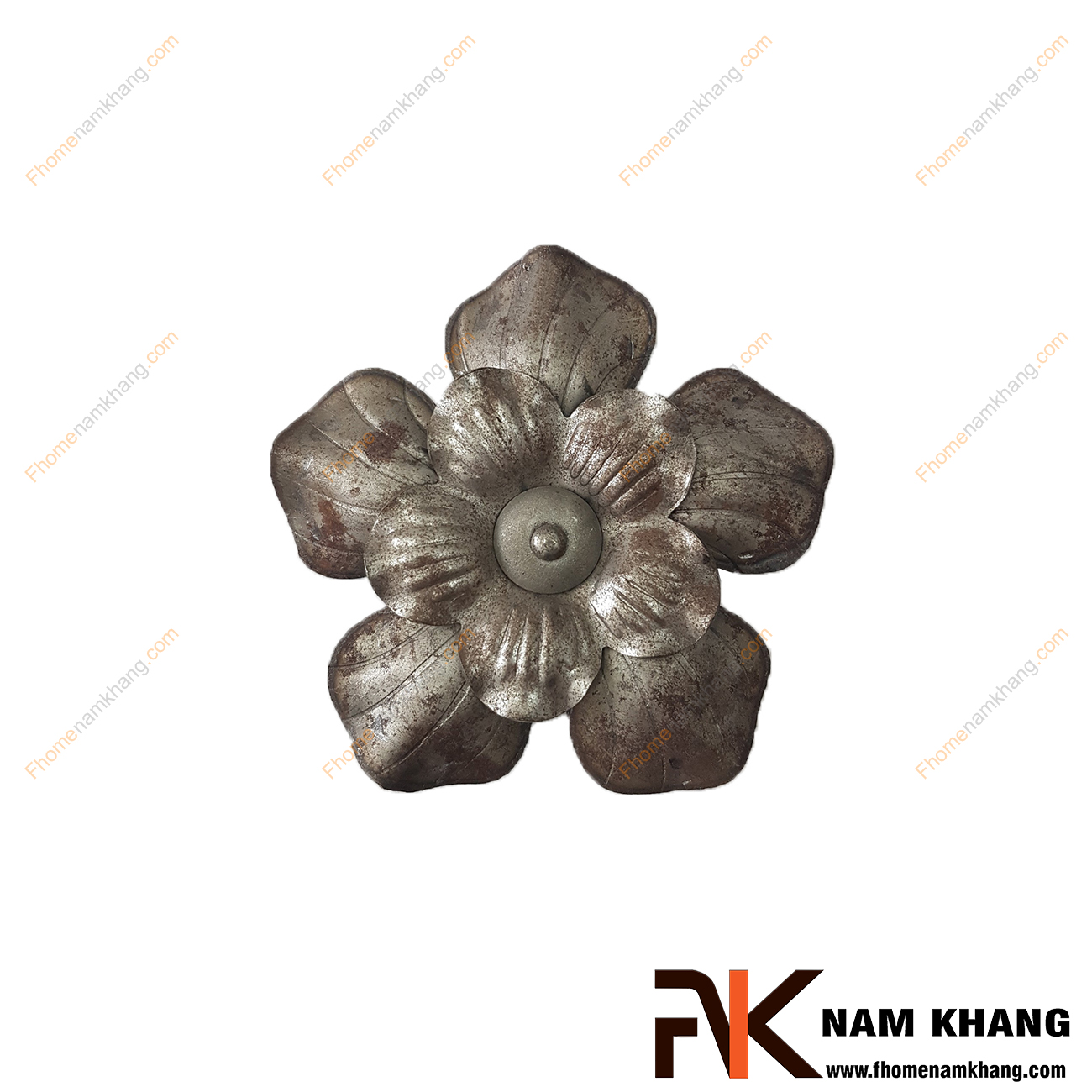 Hoa lá thép dập NKS-121 được tạo hình bông hoa, là phụ kiện trang trí dành cho các sản phẩm bằng sắt uốn mỹ thuật  Chi tiết được dập nỗi trên bề mặt, mô phỏng chính xác chi tiết thực tế.