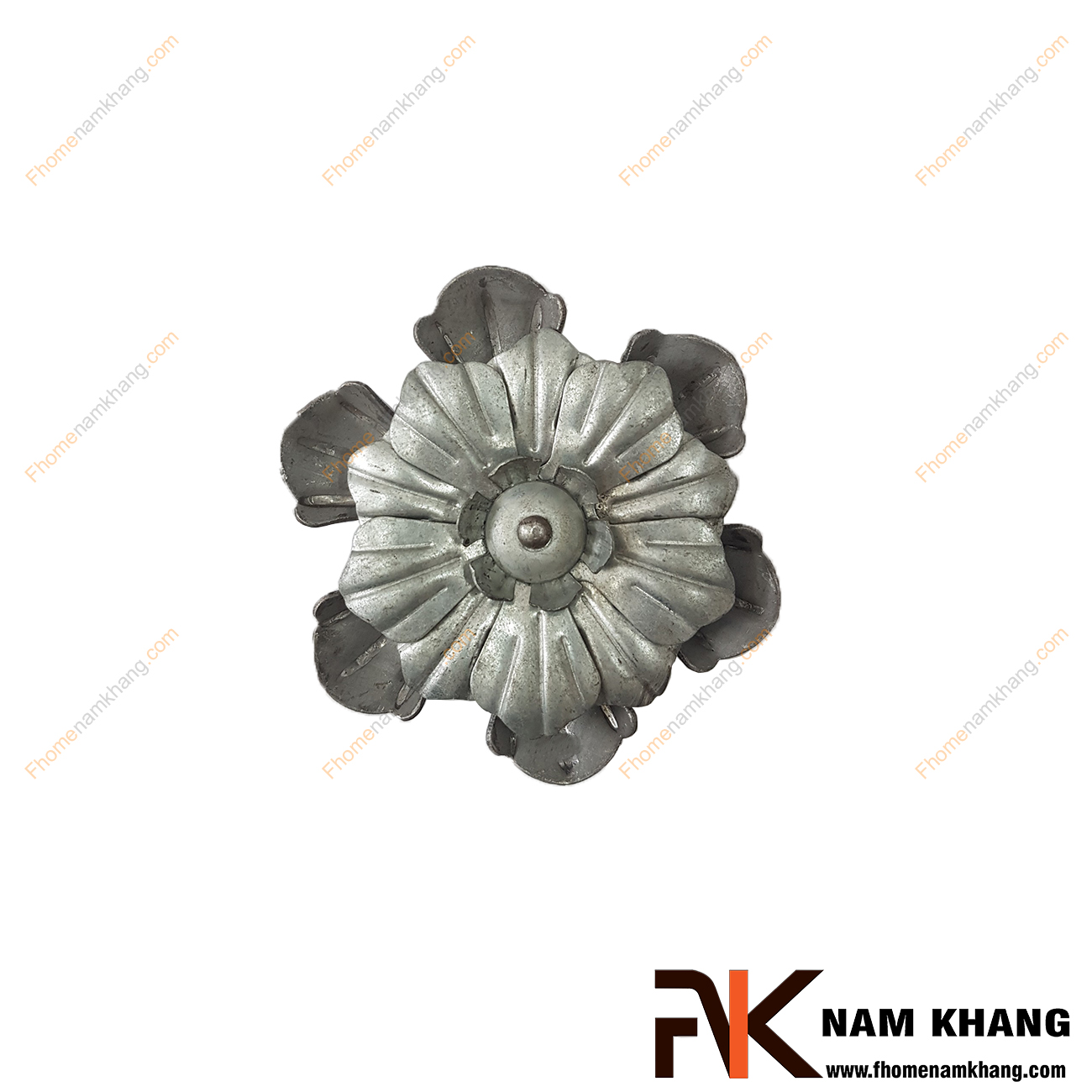 Hoa lá thép dập NKS-122 được tạo hình bông hoa, là phụ kiện trang trí dành cho các sản phẩm sắt uốn mỹ thuật   Chi tiết được dập nỗi trên bề mặt, mô phỏng chính xác chi tiết thực tế.